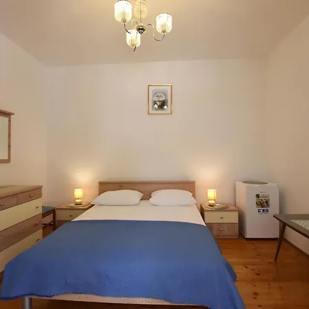 Apartments And Rooms Jakov Primošten Rum bild