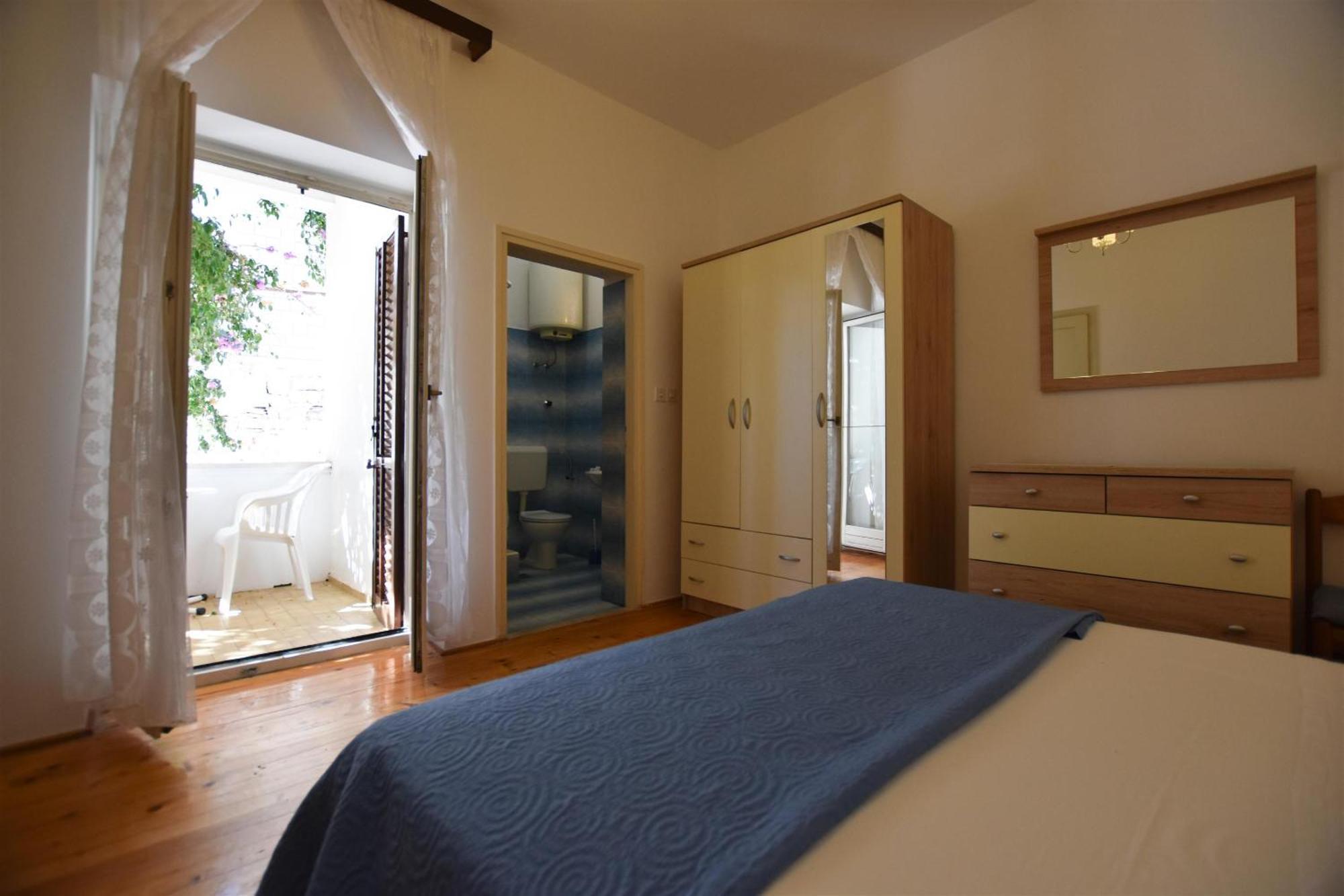 And Jakov Apartment