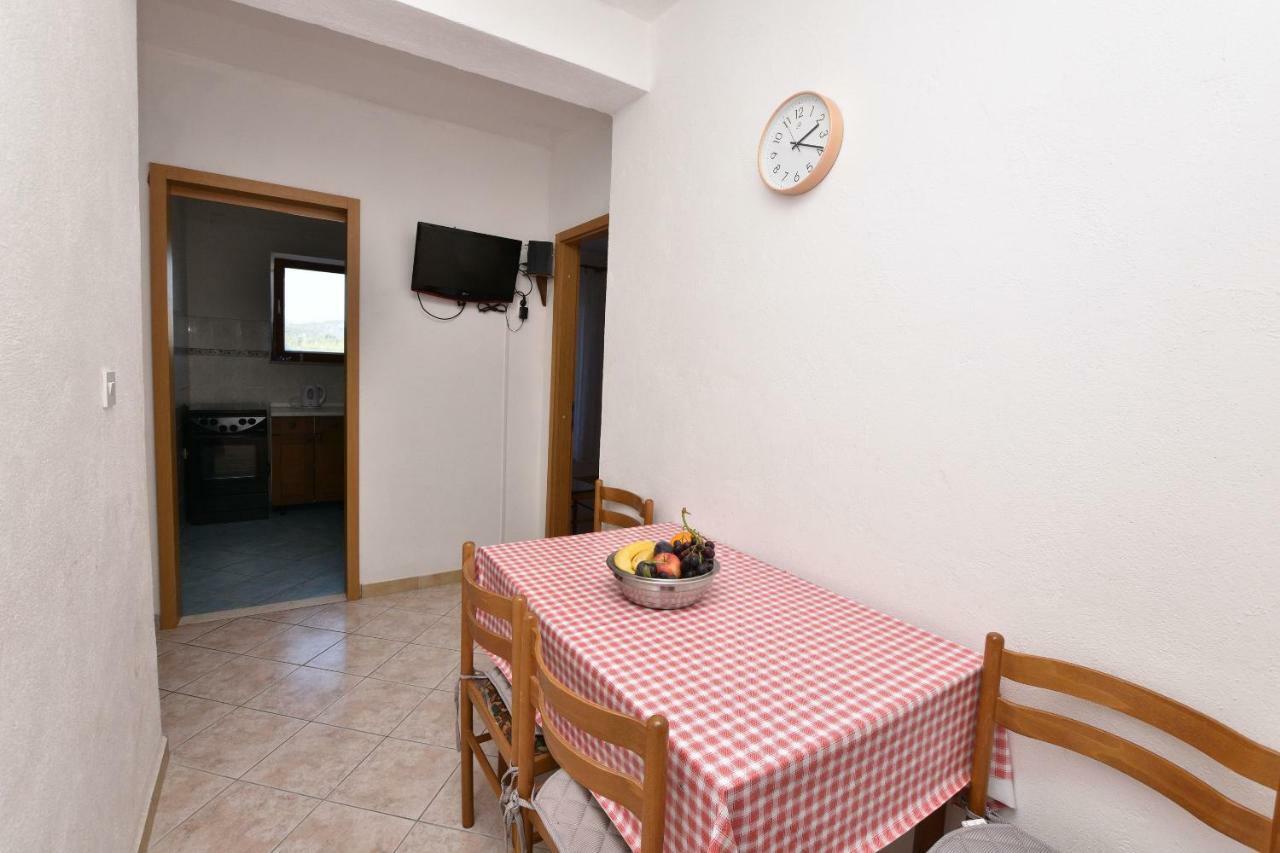 Apartment And Jakov Primosten